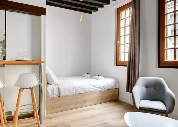 Bright In Le Marais * Parigi